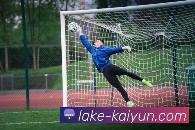 米兰对昂热前锋谢里夫表现出兴趣并已进行初步接触